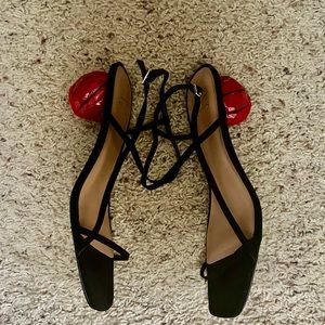 Classy Inc Black and Red Open Toe Low Heeled Shoes